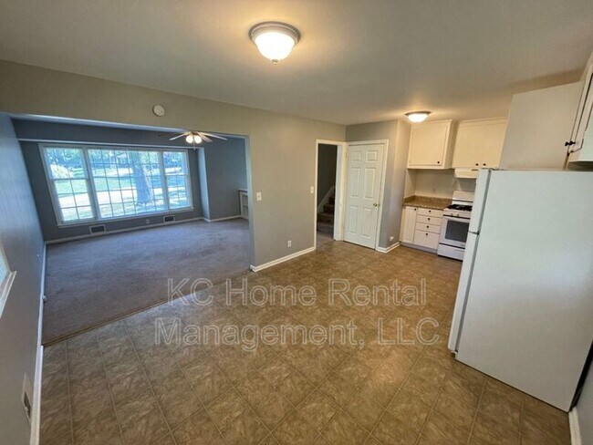 Foto del edificio - 10200 Fremont Ave