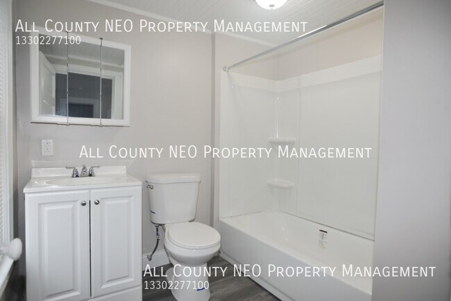 Building Photo - 12521 Plover St