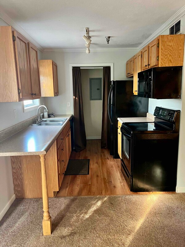 Foto del edificio - 500 Stewart Ln