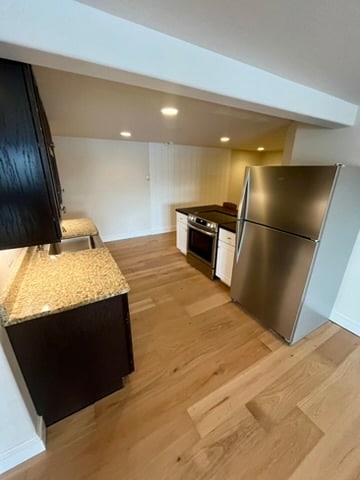 Building Photo - 809 W Rocky Creek Rd