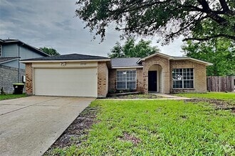 Building Photo - 2702 Fox View Cir