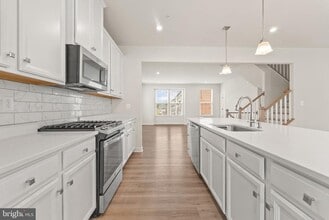 Building Photo - 5507 Greenpoint Ln