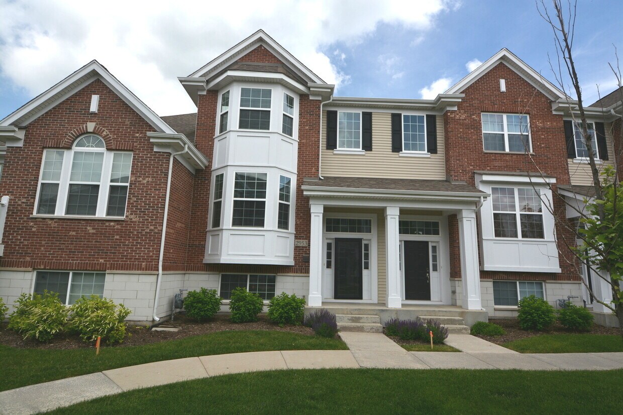 Foto principal - 2953 Madison Dr