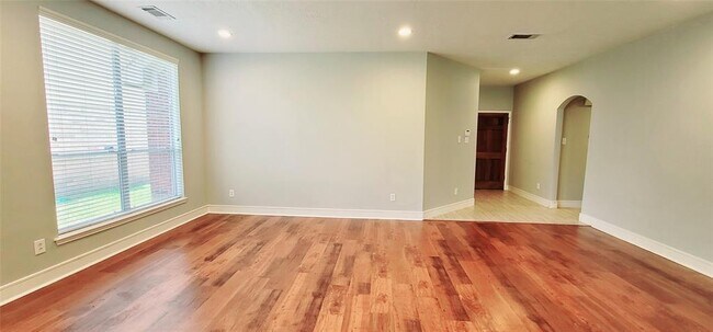 Foto del edificio - 11803 Pedernales Falls Ln