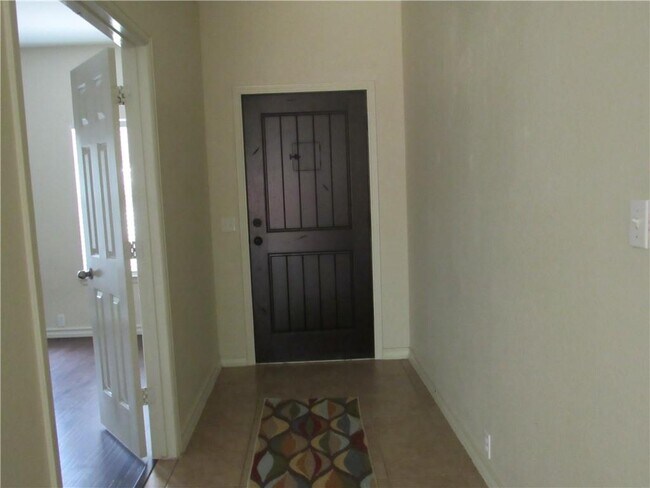 Foto del edificio - 2808 Red Ivy Cove