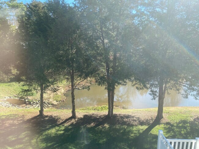 Foto del edificio - 6304 Double Eagle Dr