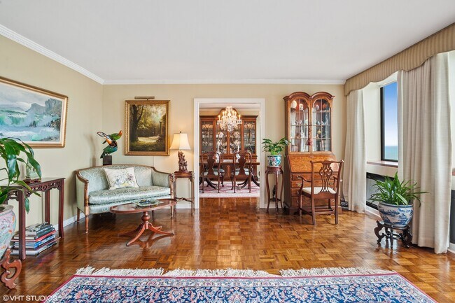Foto del edificio - 1110 N Lake Shore Dr