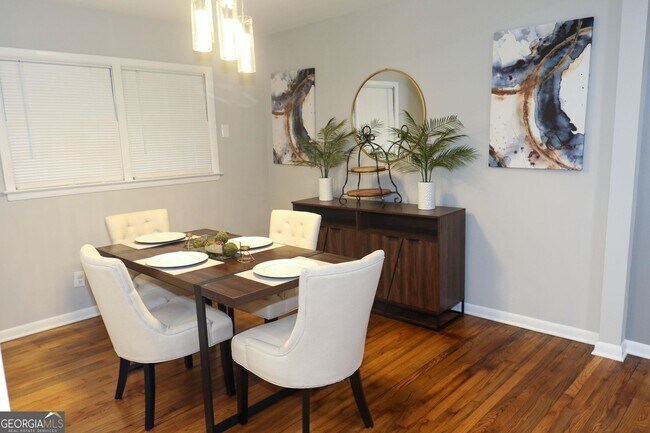 Foto del edificio - 2559 Elkhorn Dr