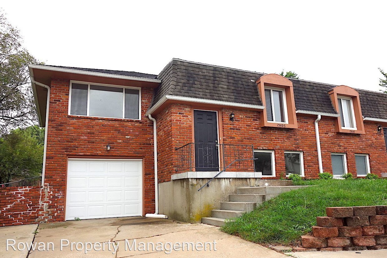 Primary Photo - 13405 Johnson Dr