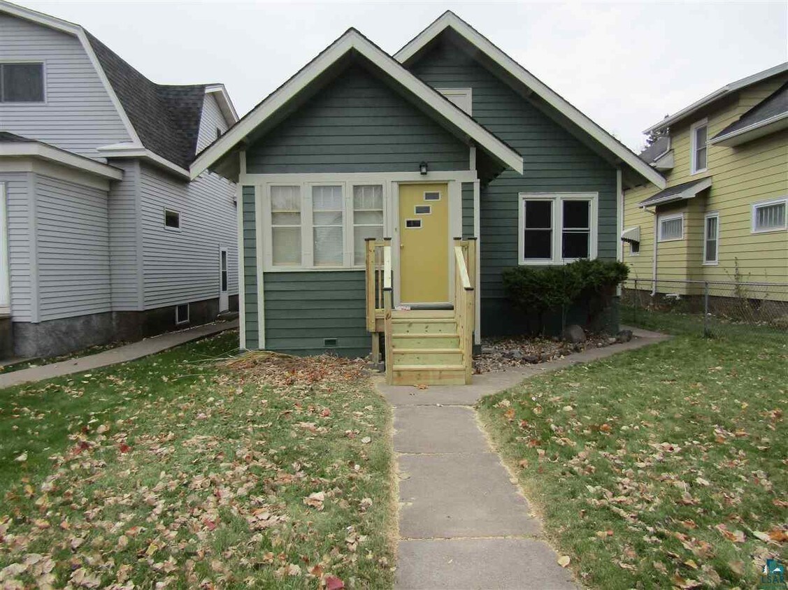 Primary Photo - 1313 Baxter Ave