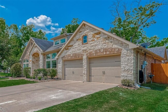 Foto del edificio - 5918 Emmit Creek Ln