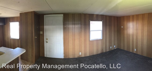 Building Photo - 210 W Chubbuck Rd