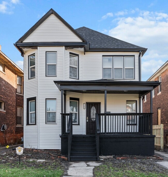 Building Photo - 1502 Harding St