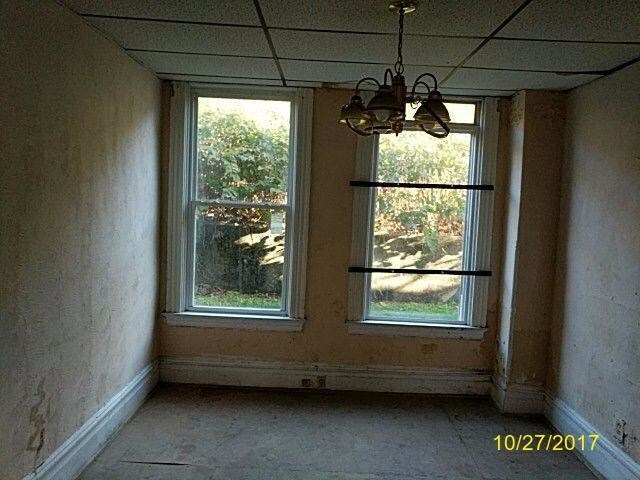 Building Photo - 524 AIRBRAKE AVE