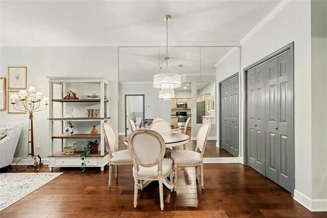 Building Photo - 2865 Lenox Rd NE