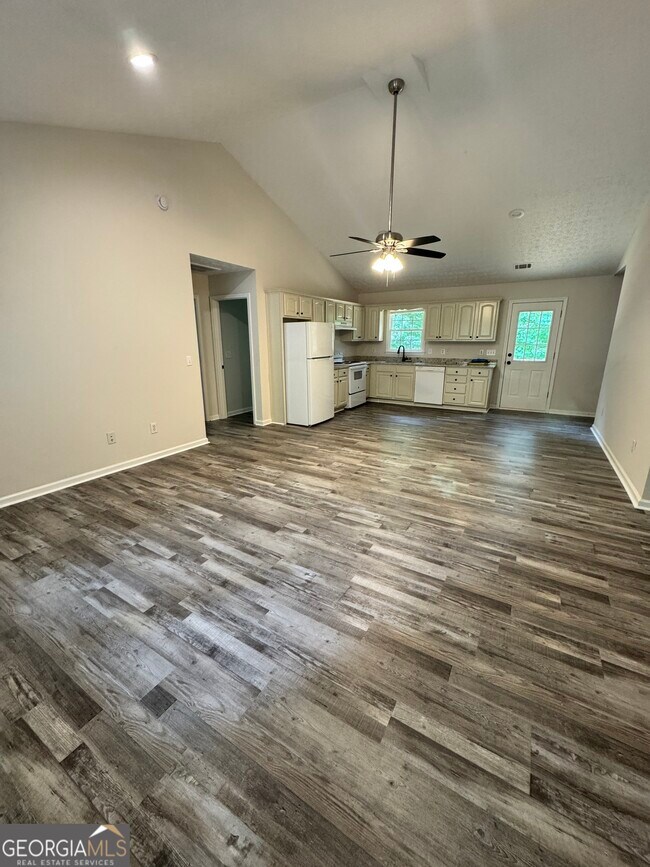 Foto del edificio - 39 Royal Oaks Ln