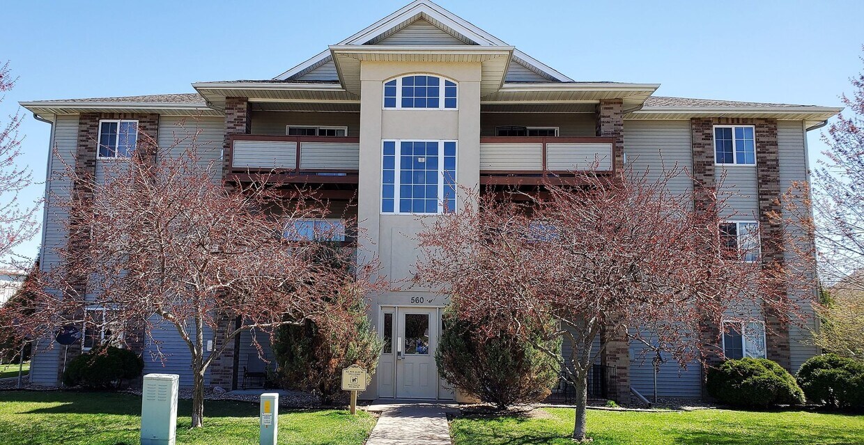 Primary Photo - $1,095 | 2 Bedroom, 1 Bathroom Condo | Cat...