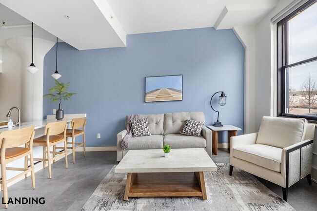 Foto del edificio - 5000 Euclid Ave