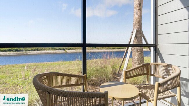 Foto del edificio - 6850 Foxtail Palm Wy