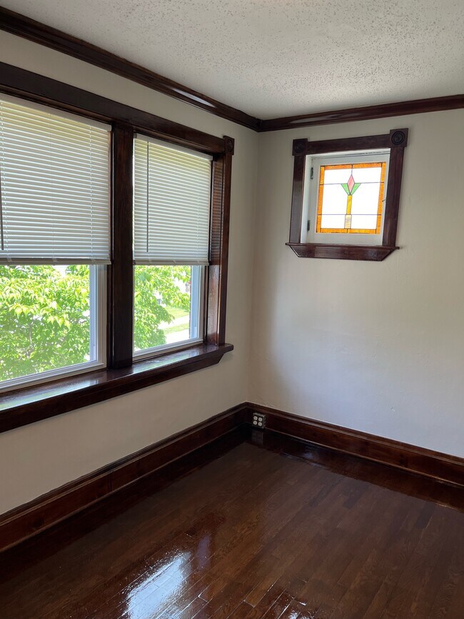 Building Photo - 6320 Berthold Ave