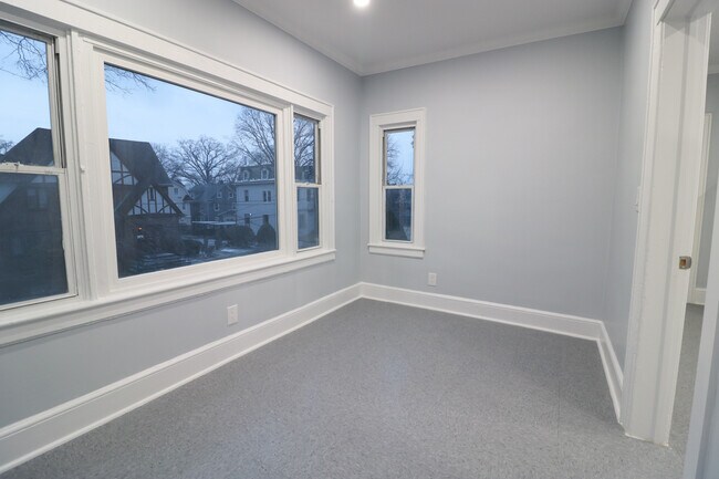 Building Photo - 255 Nuber Ave