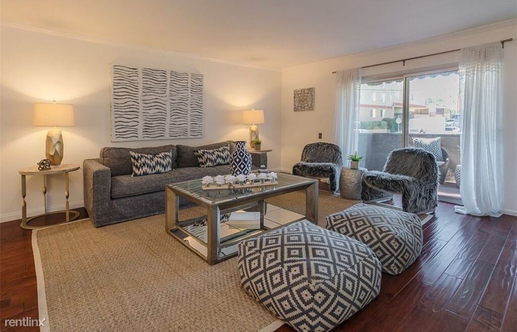 Foto principal - 4200 Laurel Canyon Blvd