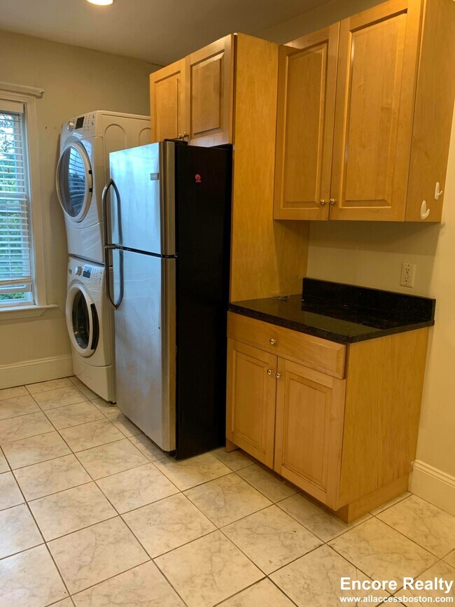 Foto del edificio - 23 Aspinwall Ave