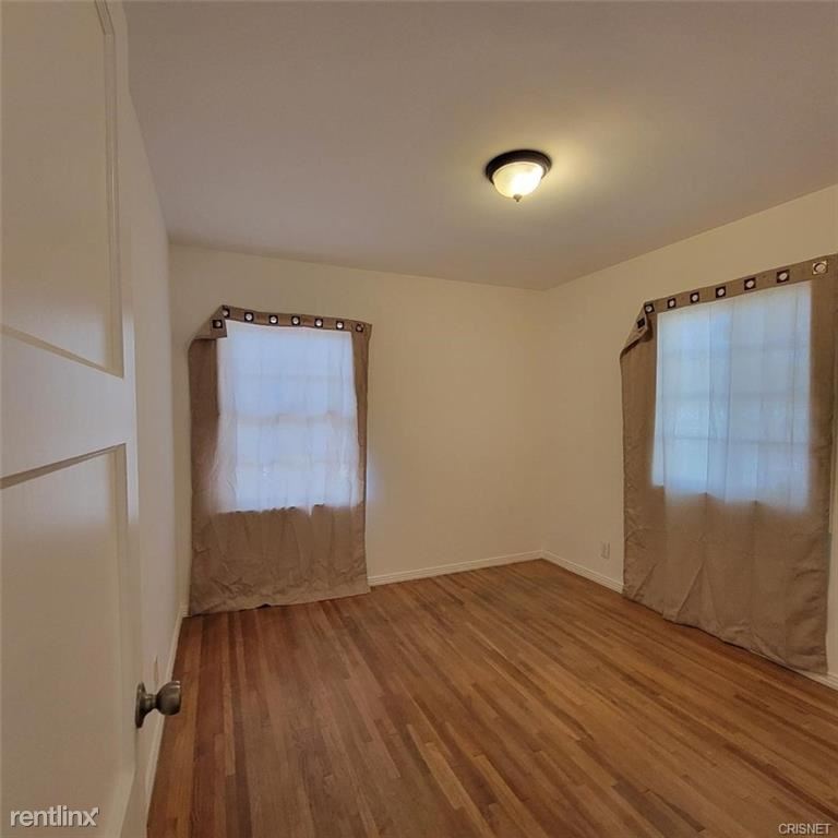 3 br, 2 bath House 6656 Ave House Rental in Los Angeles