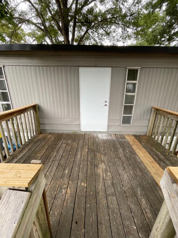 Building Photo - 404 Bimini Rd