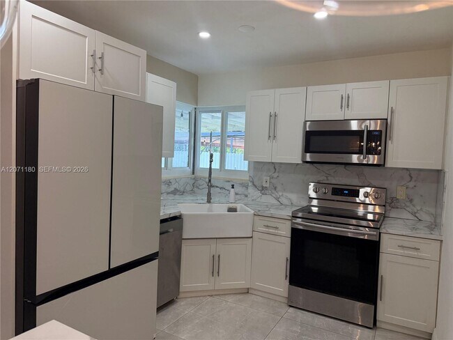Building Photo - 11960 SW 186th St