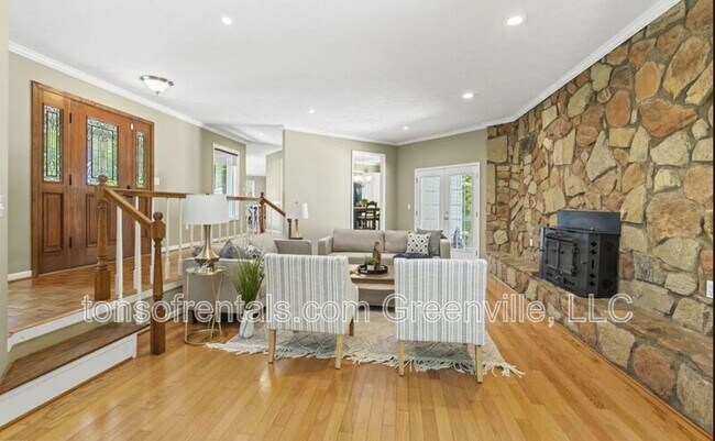 Foto del edificio - 1016 Old Boiling Springs Rd