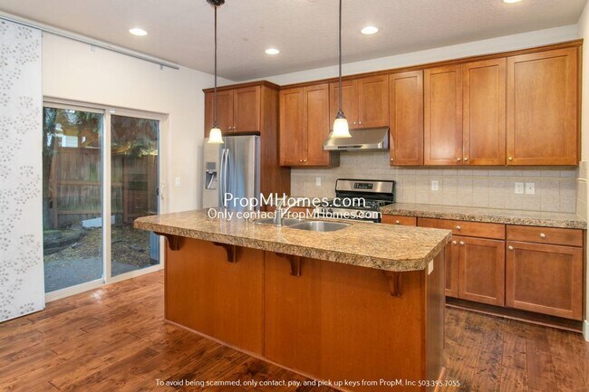 Building Photo - Your Wonderful Five Bedroom Home In NW Por...