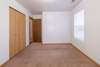 Building Photo - 520-522 Lamont Dr