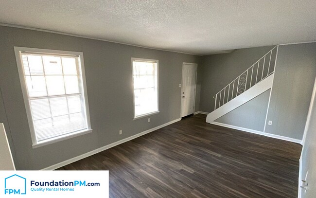 Foto del edificio - 3124 Monterrey Square