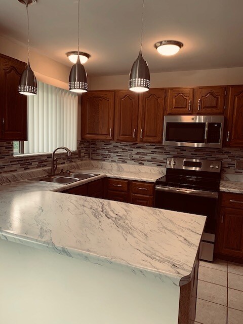 Foto del edificio - 202 Cherrywood Parc Dr