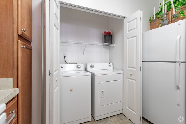 2BR,2BA,-1001SF The Peregrine - Falcon Creek