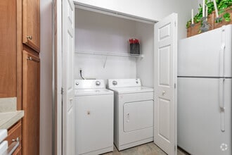 2BR,2BA,-1001SF The Peregrine - Falcon Creek