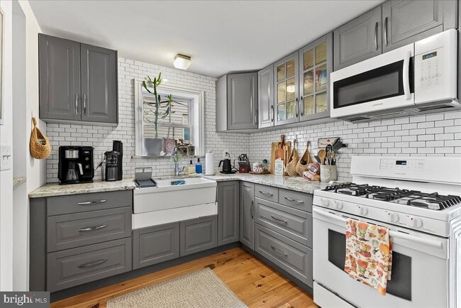 Foto del edificio - 131 E Union St