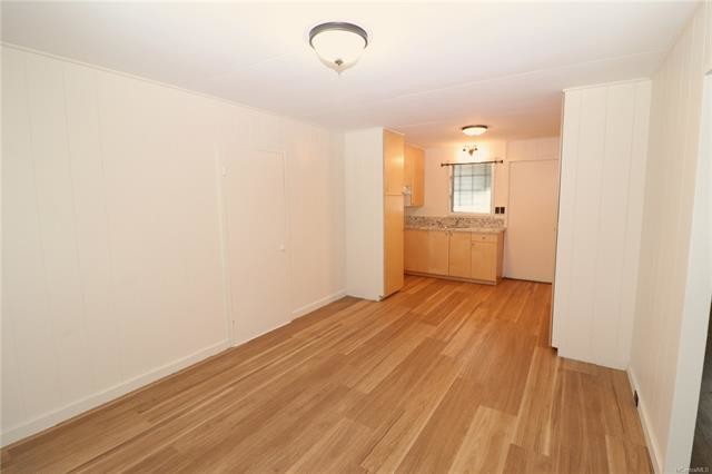 Building Photo - 717 Vineyard Blvd