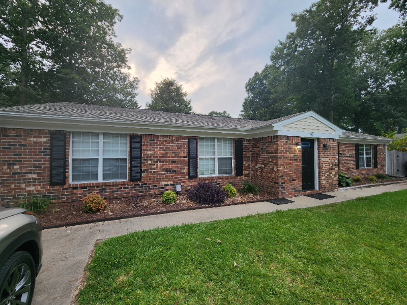 Primary Photo - 300 Hurdle Dr