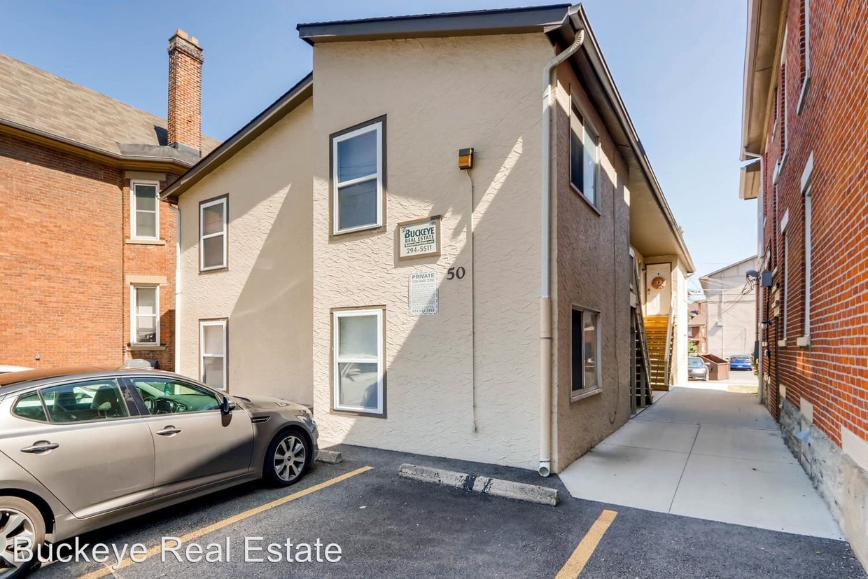 50 Chittenden Ave, Columbus, OH 43201 Condo for Rent in Columbus, OH