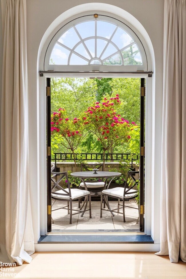 Foto del edificio - 201 E 26th St