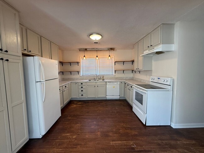 Foto del edificio - Welcome to Your New Rental Home in Athens, AL!