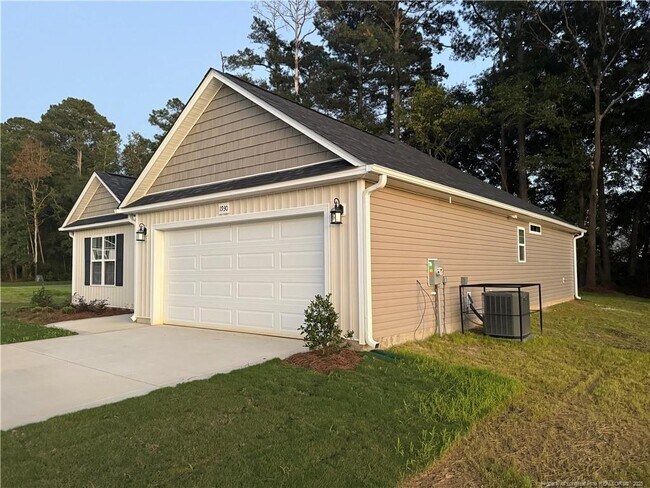 Building Photo - 1930 Bulldog Ln