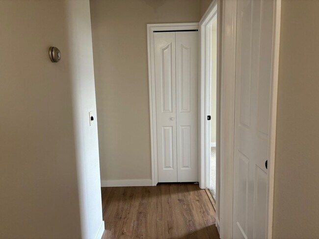 Foto del edificio - 3 Bed 2 Bath Home