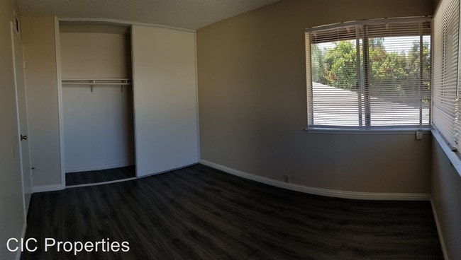 Building Photo - 2 br, 2 bath House - 1819 E. Amar - Amar