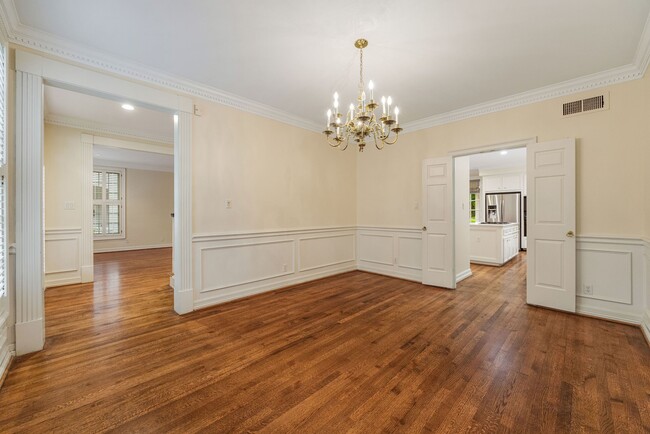 Building Photo - 3216 Rice Boulevard