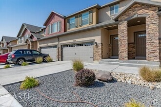 Building Photo - 1317 SilverCrest Dr