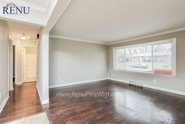 Foto del edificio - Available Now!