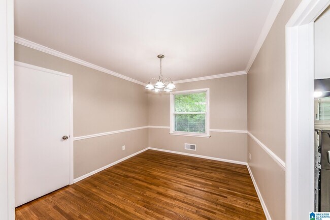 Foto del edificio - 112 26th Ave NW